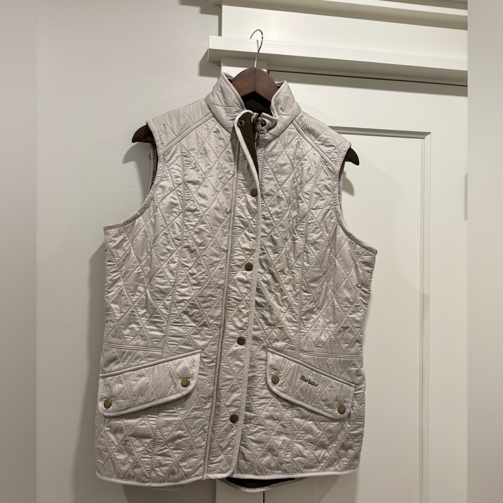 Barbour Quilted Vest in Cream